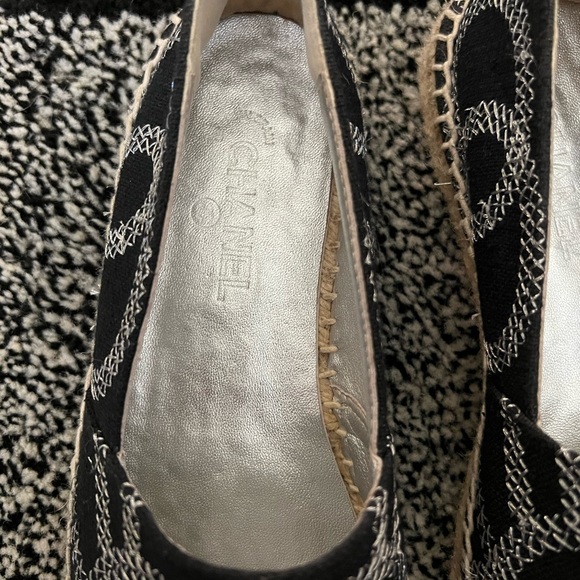 Chanel Black & Silver Tweed Espadrilles 37 - Picture 2 of 7